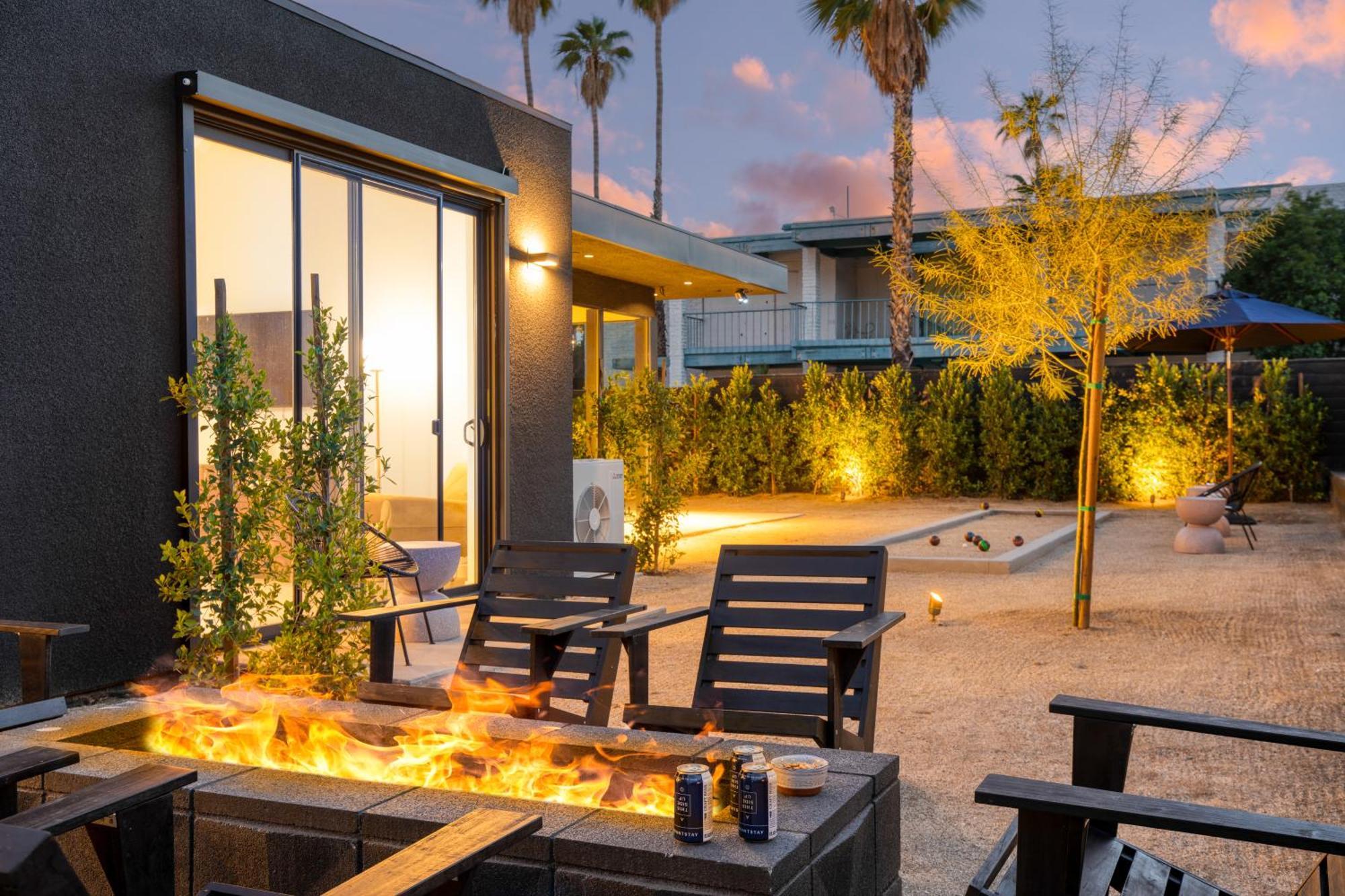 Blackhaus By Avantstay Ada Modern Rooms, Pool & Bbq بالم سبرينغس المظهر الخارجي الصورة