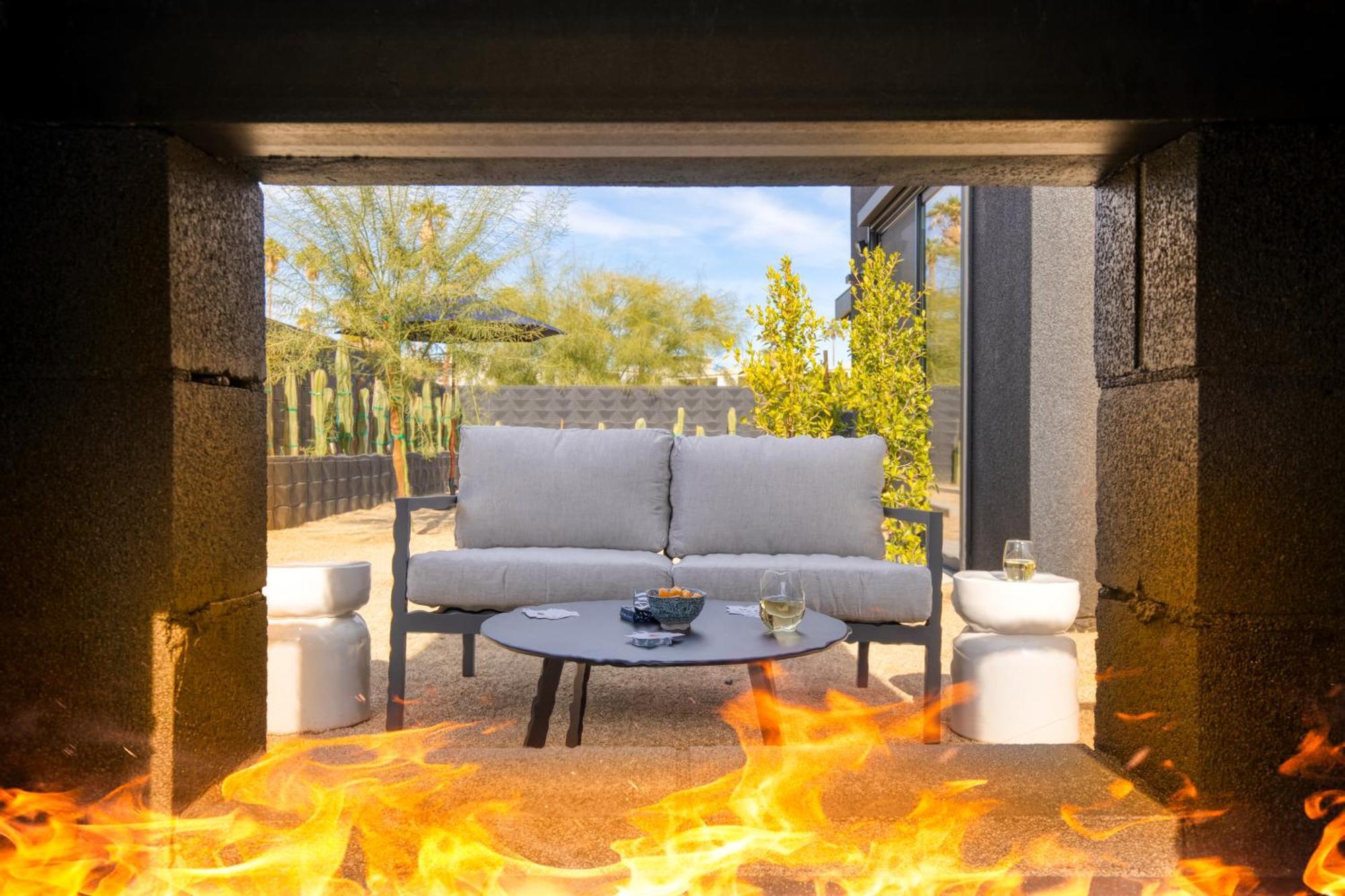 Blackhaus By Avantstay Ada Modern Rooms, Pool & Bbq بالم سبرينغس المظهر الخارجي الصورة