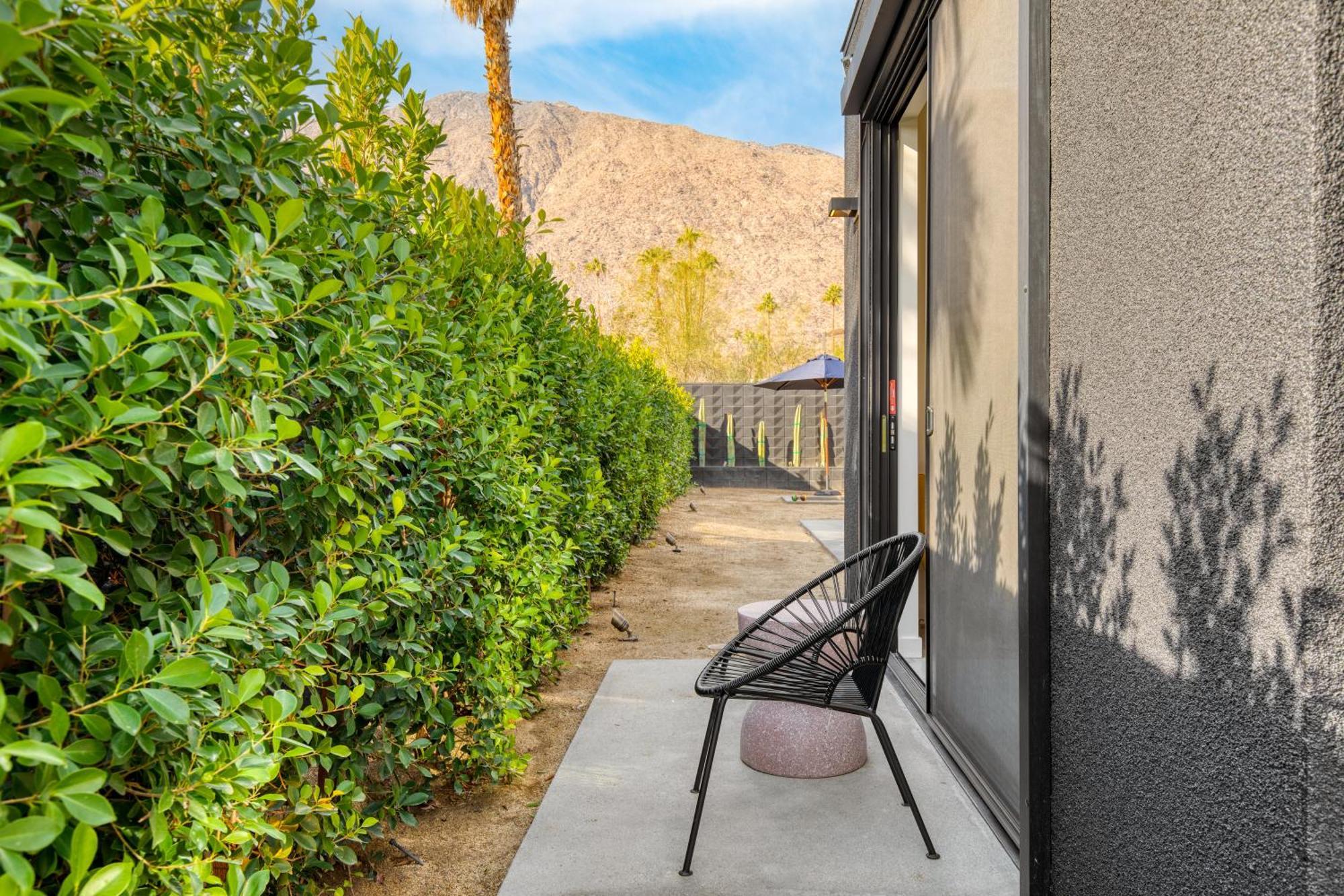 Blackhaus By Avantstay Ada Modern Rooms, Pool & Bbq بالم سبرينغس المظهر الخارجي الصورة