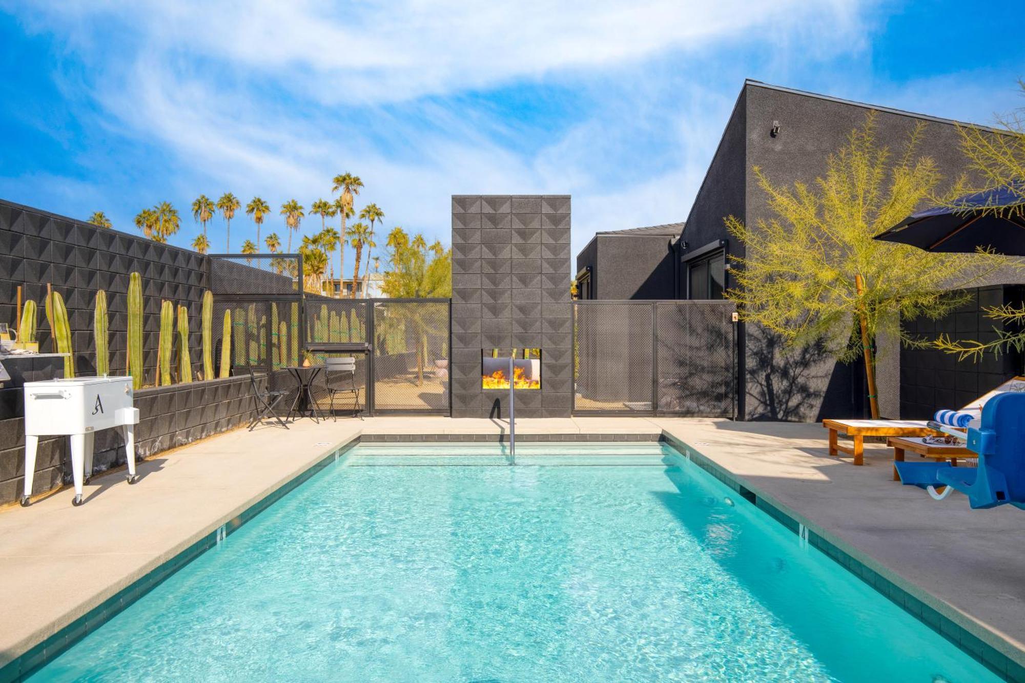 Blackhaus By Avantstay Ada Modern Rooms, Pool & Bbq بالم سبرينغس المظهر الخارجي الصورة