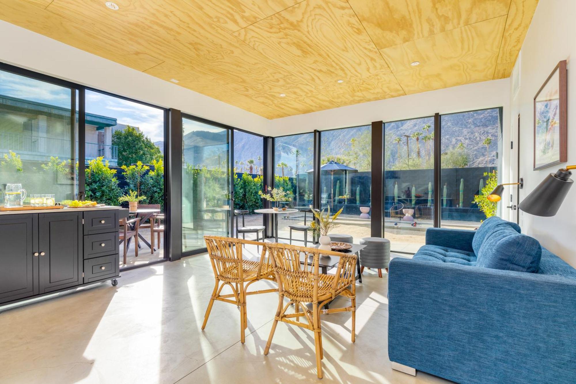 Blackhaus By Avantstay Ada Modern Rooms, Pool & Bbq بالم سبرينغس المظهر الخارجي الصورة