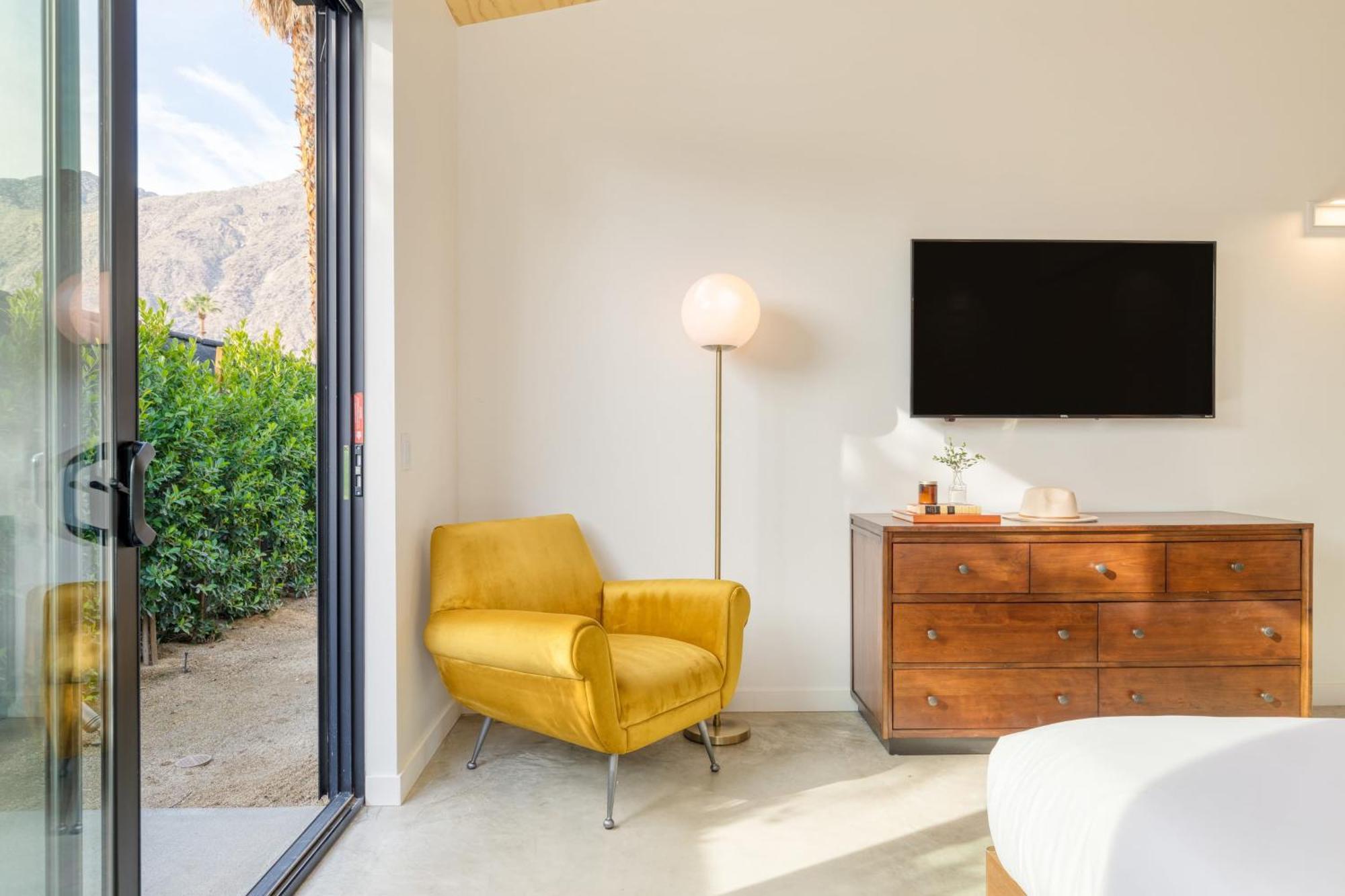 Blackhaus By Avantstay Ada Modern Rooms, Pool & Bbq بالم سبرينغس المظهر الخارجي الصورة